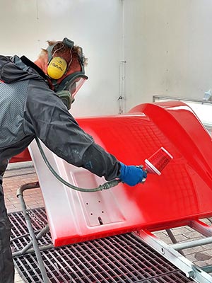 Je auto wordt perfect gespoten in precies de juiste kleur bij Autoschade Herstel Poepe Assen